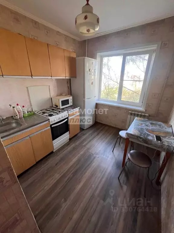 2-к кв. Курская область, Курск Орловская ул., 10 (45.9 м) - Фото 1
