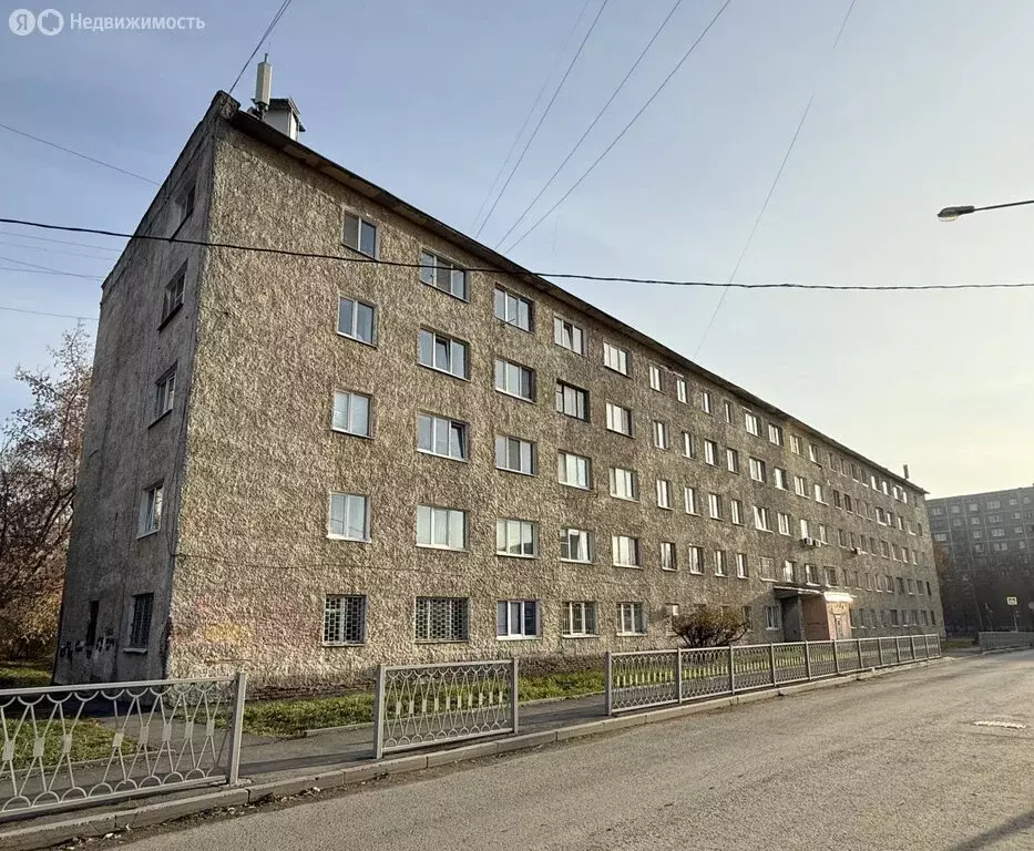 1-комнатная квартира: Екатеринбург, улица Академика Бардина, 6к2 (18.6 ... - Фото 1