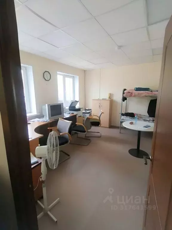 Помещение свободного назначения в Москва Ижорский проезд, 11С3 (2300 ... - Фото 1