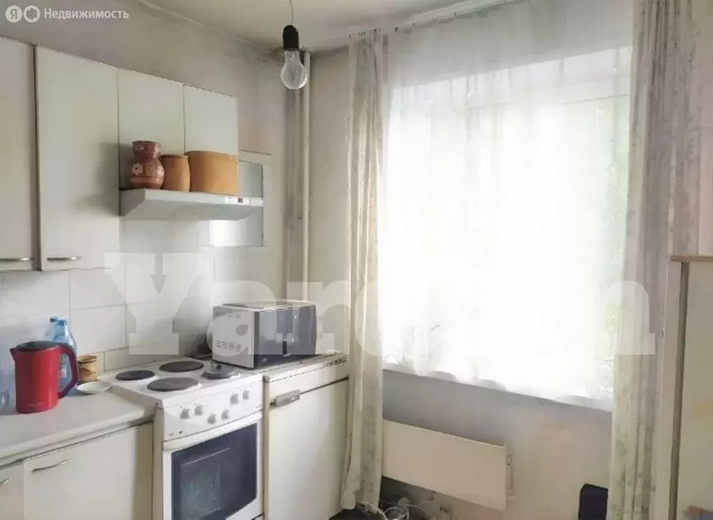 3-комнатная квартира: Красноярск, улица Академгородок, 28 (65 м) - Фото 1