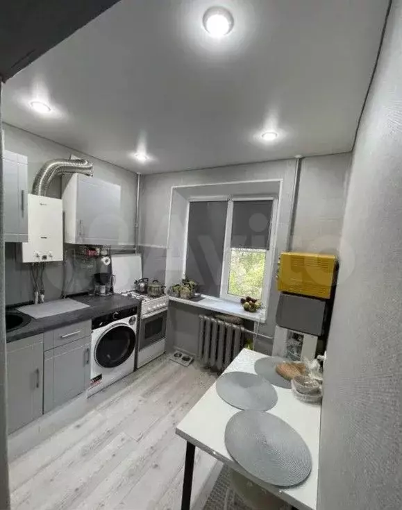 1-к. квартира, 30 м, 2/5 эт. - Фото 0