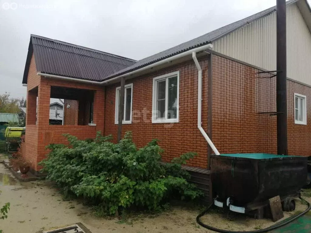 Дом в посёлок городского типа Чернышевск, улица Карла Маркса (153 м) - Фото 2