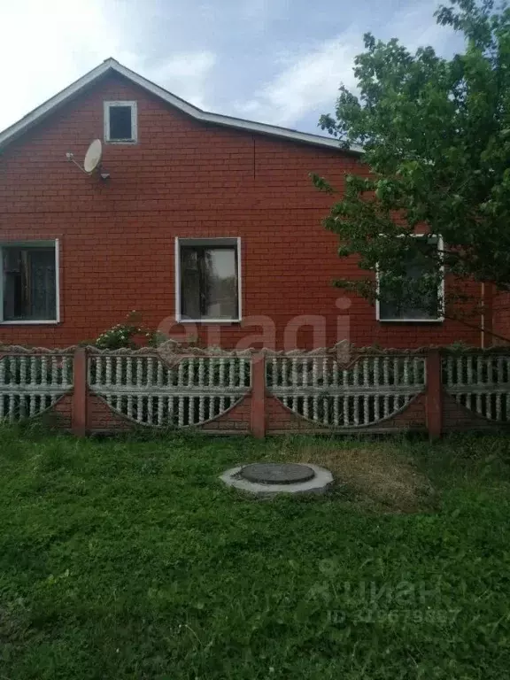 Дом в Курская область, Льговский район, Селекционный сельсовет, д. ... - Фото 0