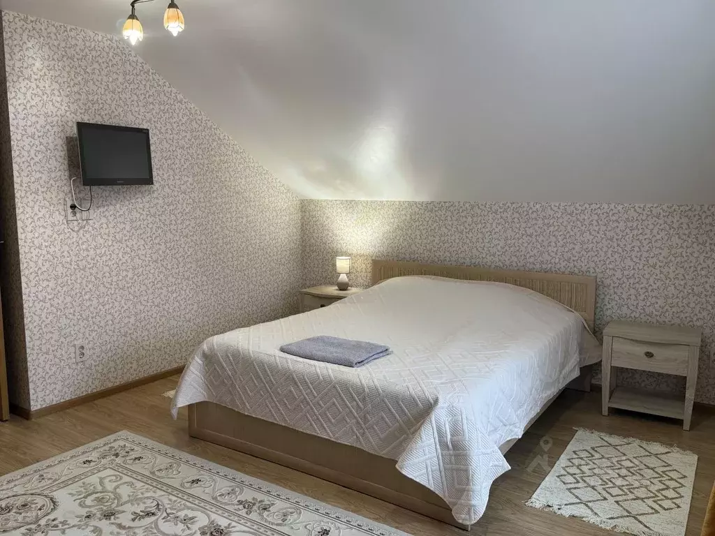 Комната Вологодская область, Череповец ул. Краснодонцев, 124 (13.0 м) - Фото 1