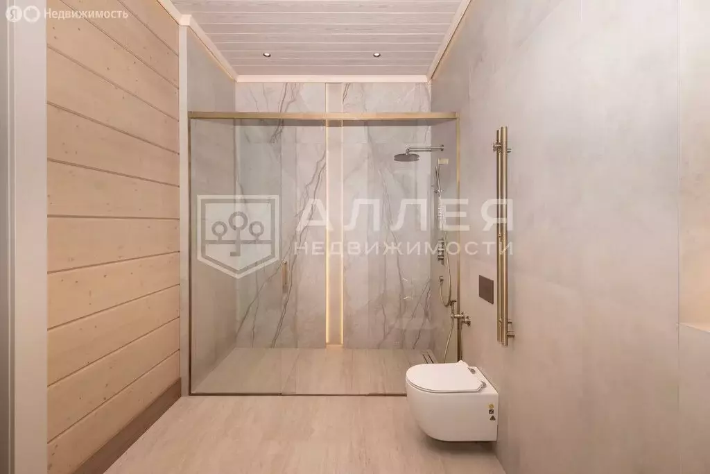 Дом в Московская область, городской округ Клин, КП Залесье (560 м) - Фото 1