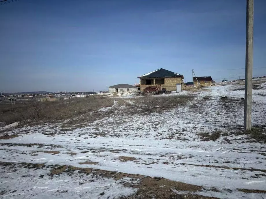 Участок в Крым, Симферопольский район, Чистенское с/пос, с. Левадки, ... - Фото 1