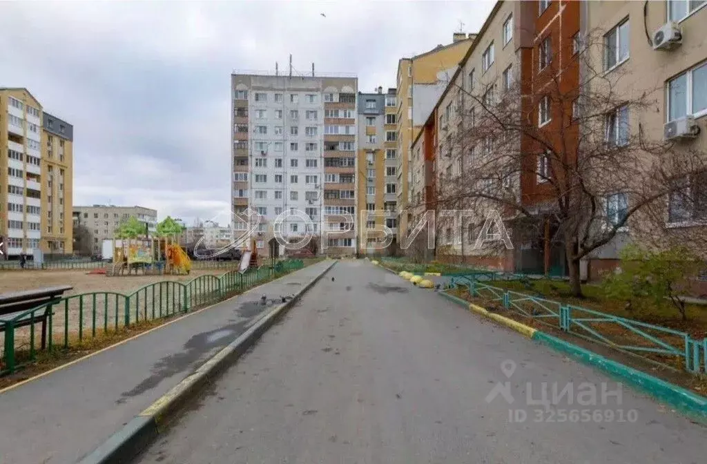 2-к кв. Тюменская область, Тюмень ул. Домостроителей, 16к3 (50.9 м) - Фото 1