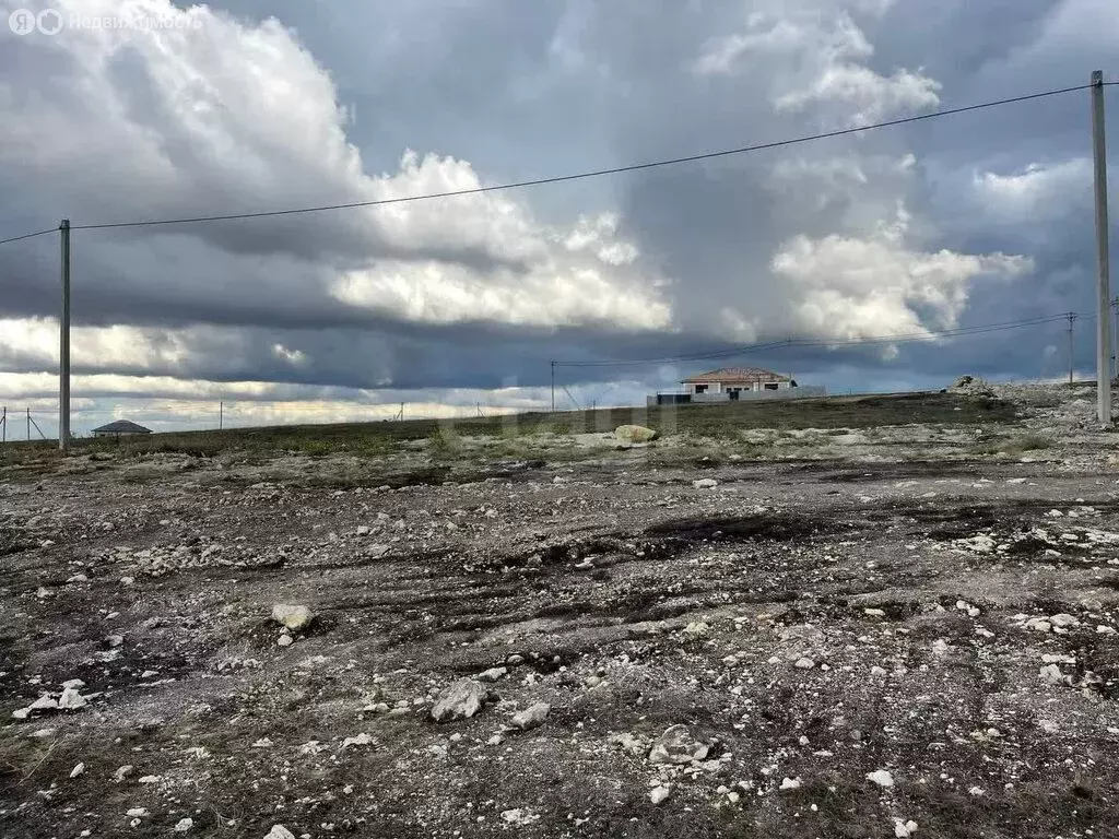 Участок в Симферополь, квартал Петровские Высоты (6 м) - Фото 1