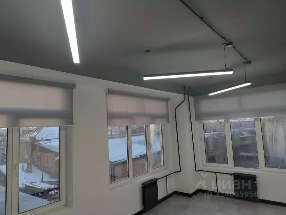 Помещение свободного назначения в Иркутская область, Иркутск ул. Софьи ... - Фото 1