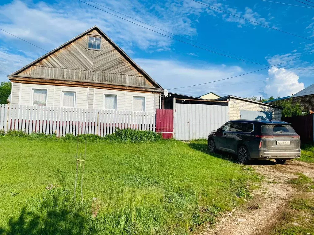 Дом в Оренбургская область, Бугуруслан ул. Коминтерна (90 м) - Фото 0