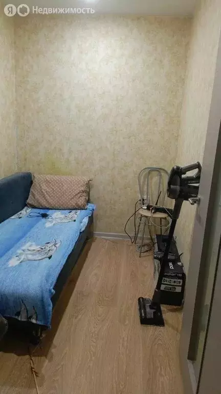 1-комнатная квартира: посёлок городского типа Стройкерамика, улица ... - Фото 0