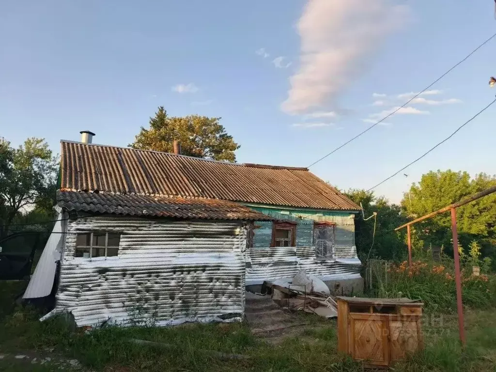 Дом в Орловская область, Залегощенский район, Нижнезалегощенское ... - Фото 1