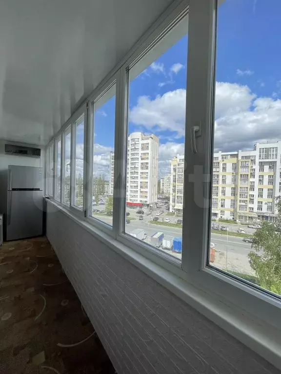 2-к. квартира, 56 м, 6/9 эт. - Фото 0