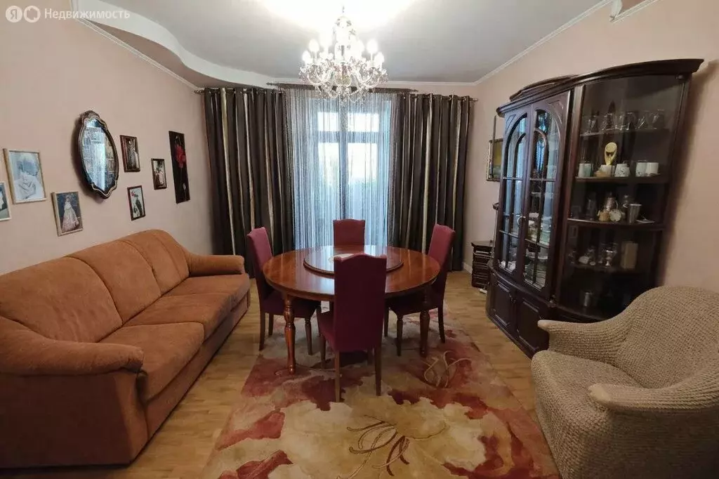 4-комнатная квартира: Уссурийск, улица Некрасова, 61 (99.4 м) - Фото 1