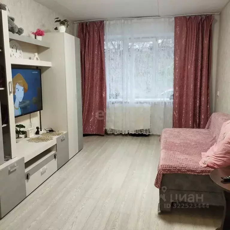 3-к кв. Кемеровская область, Новокузнецк ул. Петракова, 45 (58.6 м) - Фото 1