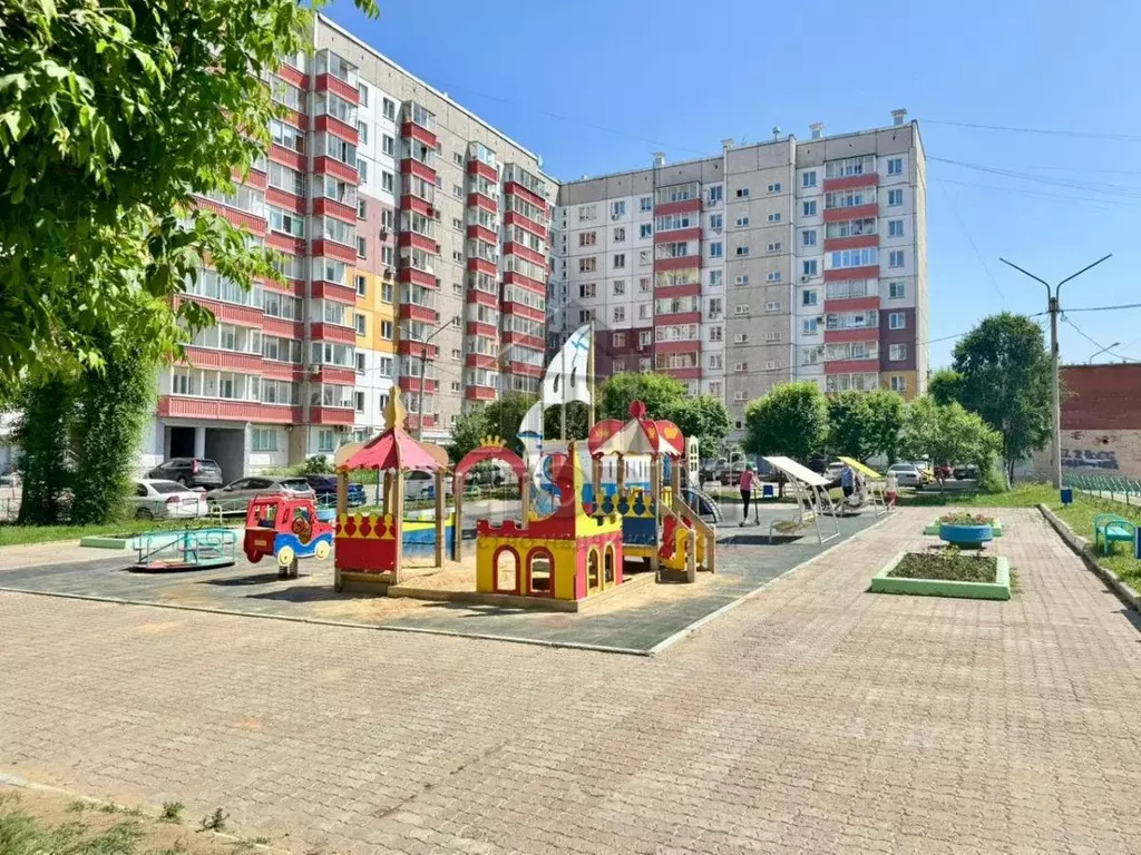 3-к кв. Красноярский край, Красноярск Взлетка мкр, ул. Батурина, 19 ... - Фото 1