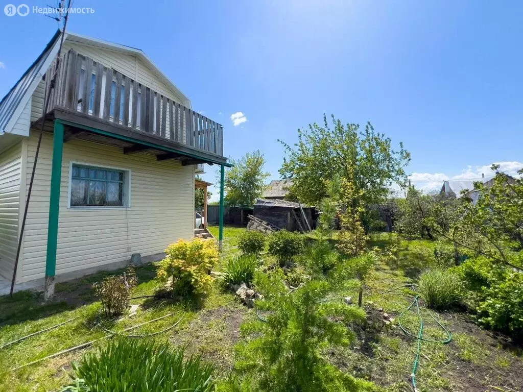 Дом в село Александровка, улица Труда, 29 (37.8 м) - Фото 1