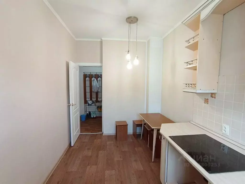 3-к кв. Хакасия, Черногорск ул. Калинина, 10 (70.4 м) - Фото 2