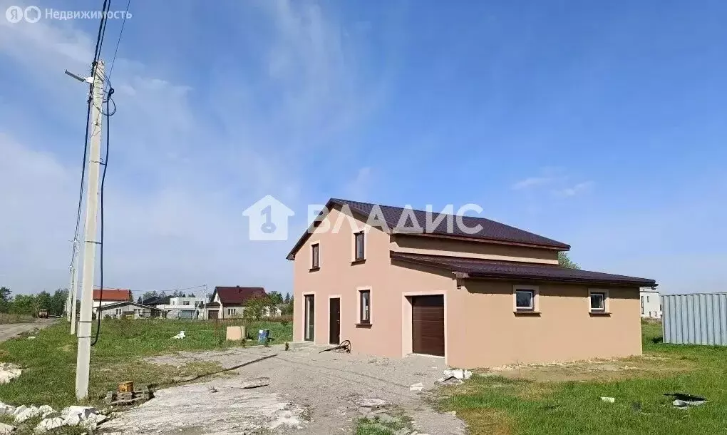 Дом в посёлок Луговое, Яблочная улица, 34 (190 м) - Фото 1