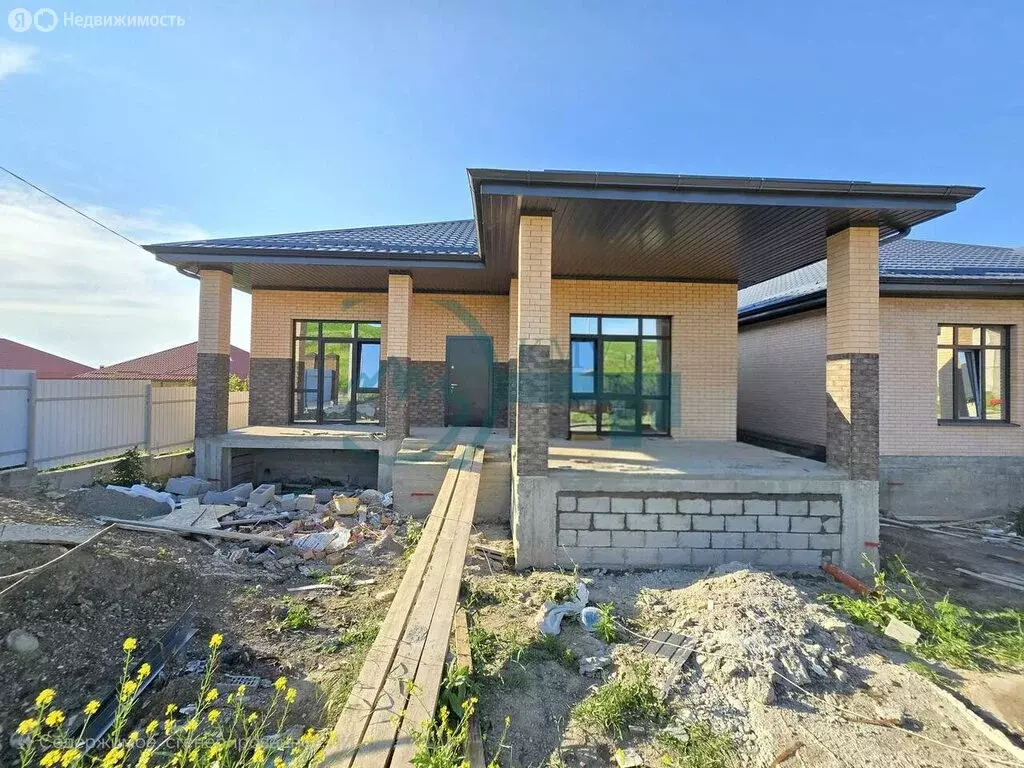 Дом в Ессентукская, Ковровая улица, 63 (130 м) - Фото 1