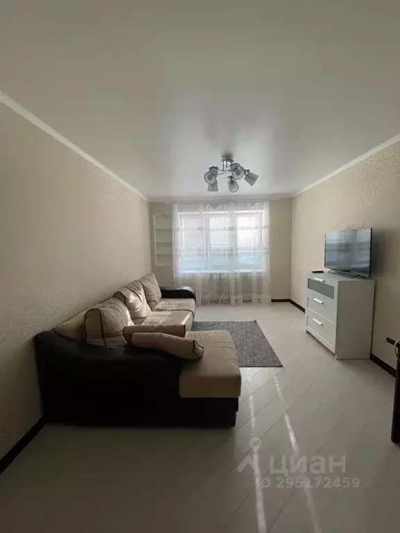 1-к кв. Тюменская область, Тюмень ул. Западносибирская, 12к1 (35.0 м) - Фото 1