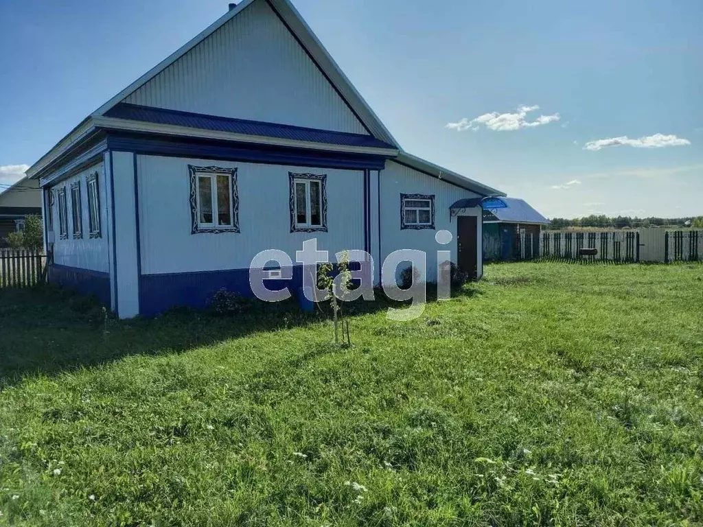 Дом в Башкортостан, Гафурийский район, Зилим-Карановский сельсовет, д. ... - Фото 0