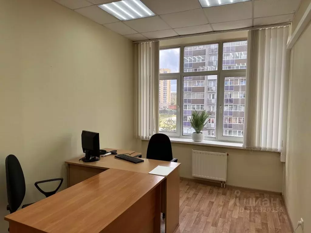 Офис в Свердловская область, Екатеринбург ул. Крупносортщиков, 14 (18 ... - Фото 1