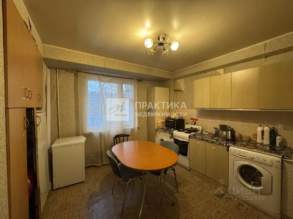 2-к кв. Московская область, Химки ул. Панфилова, 4 (56.0 м) - Фото 1