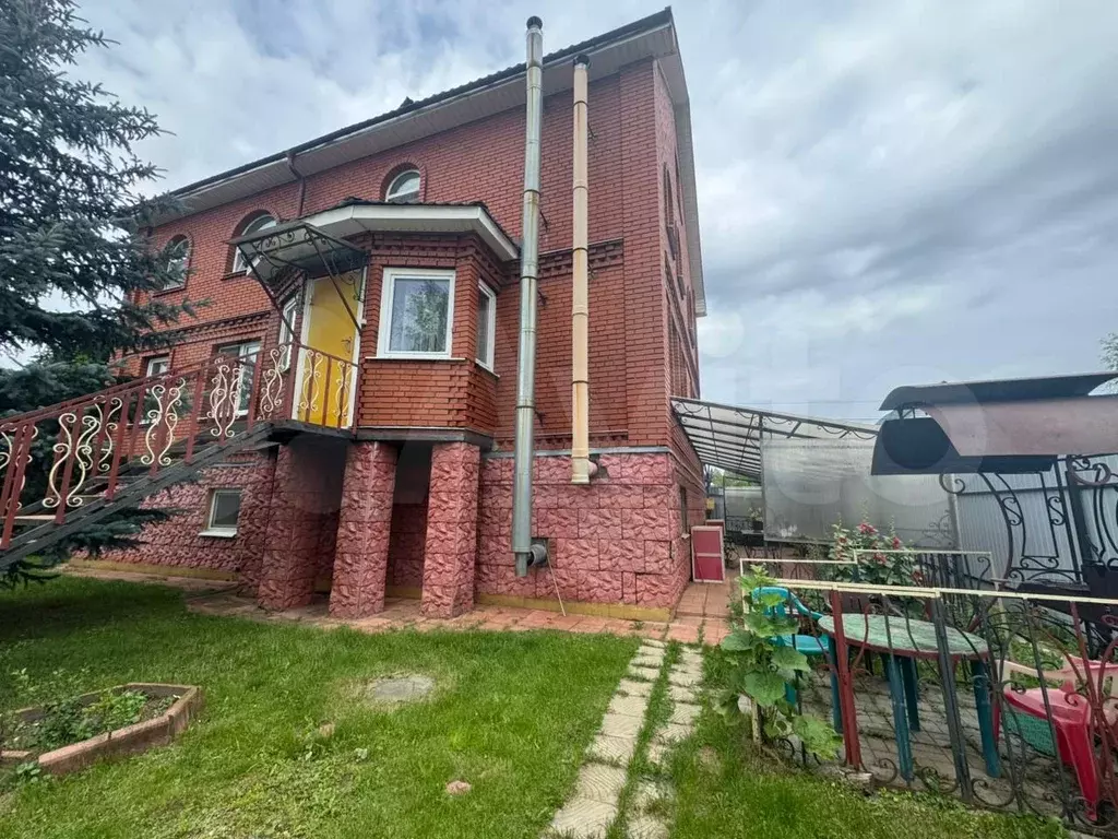 Дом 550 м на участке 10 сот. - Фото 0