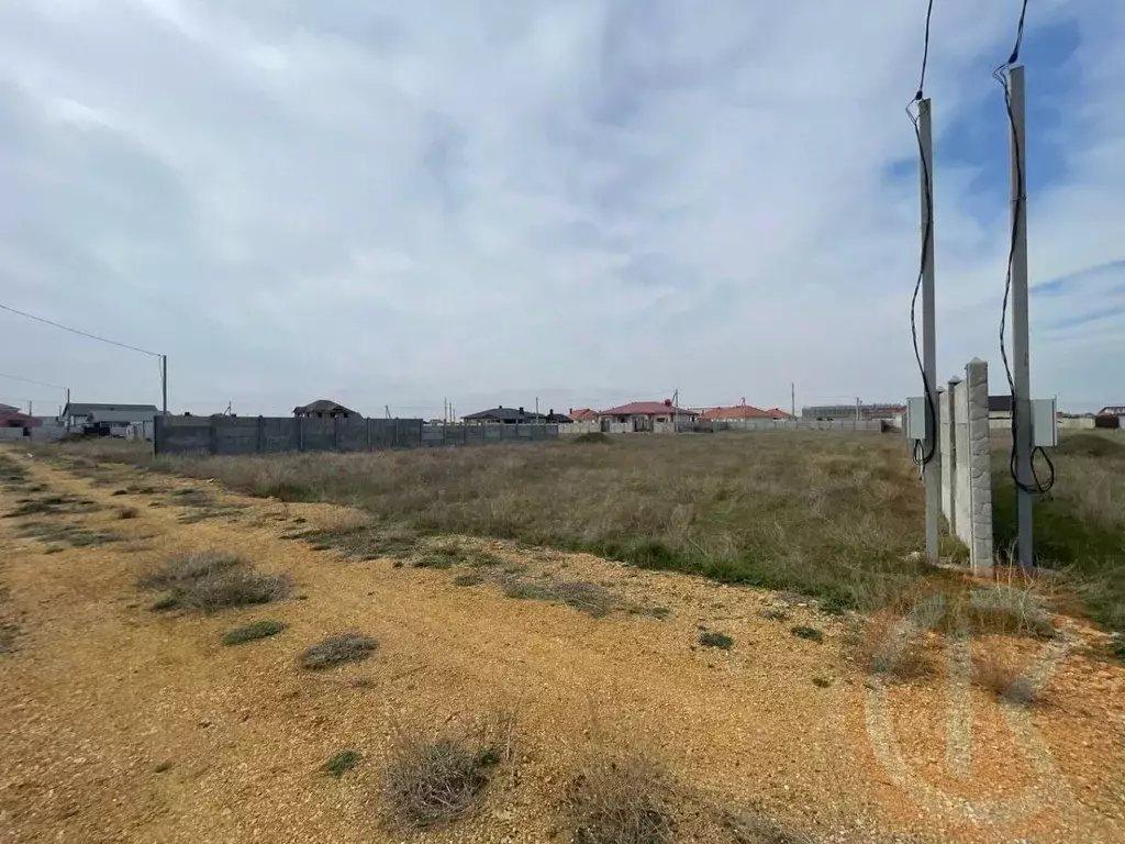 Участок в Крым, Сакский район, с. Уютное  (8.72 сот.) - Фото 0