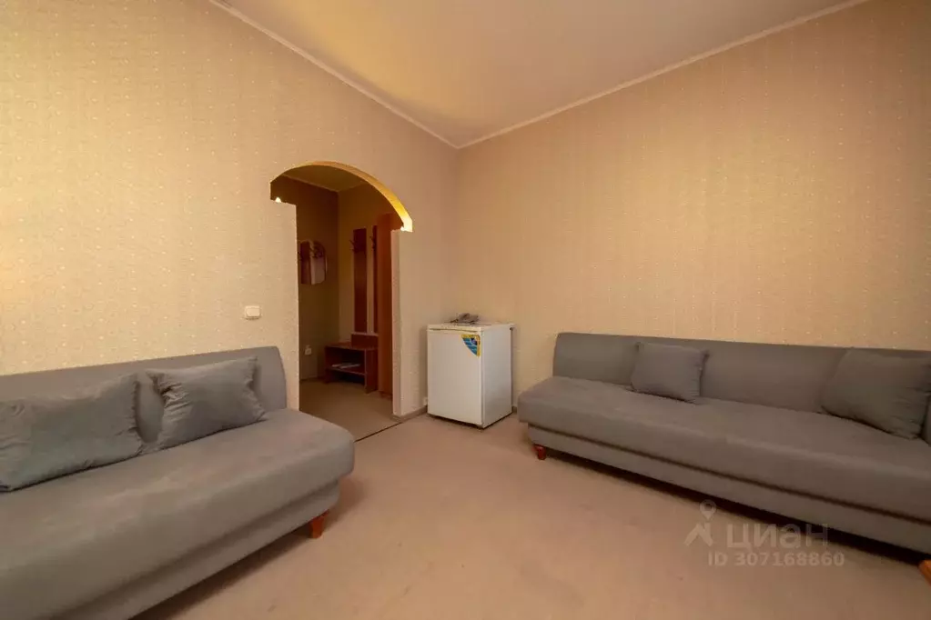 Комната Курганская область, Курган ул. Красина, 49 (30.0 м) - Фото 1
