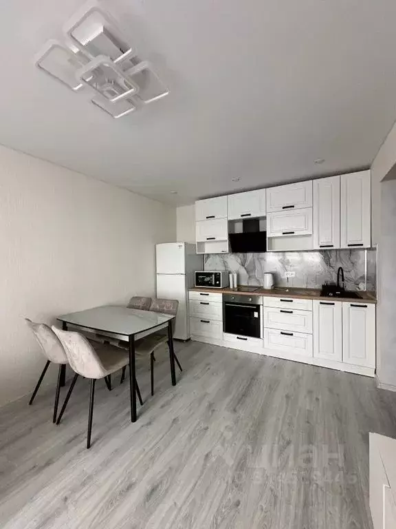 1-к кв. Приморский край, Уссурийск Комсомольская ул., 15 (33.0 м) - Фото 0