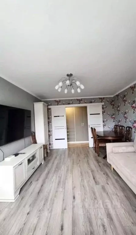 3-к кв. Башкортостан, Уфа Революционная ул., 165 (63.8 м) - Фото 0