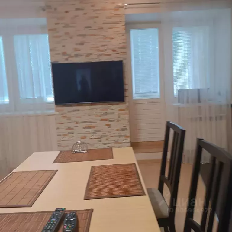 3-к кв. Нижегородская область, Арзамас ул. 50 лет ВЛКСМ, 38к2 (80.0 м) - Фото 1