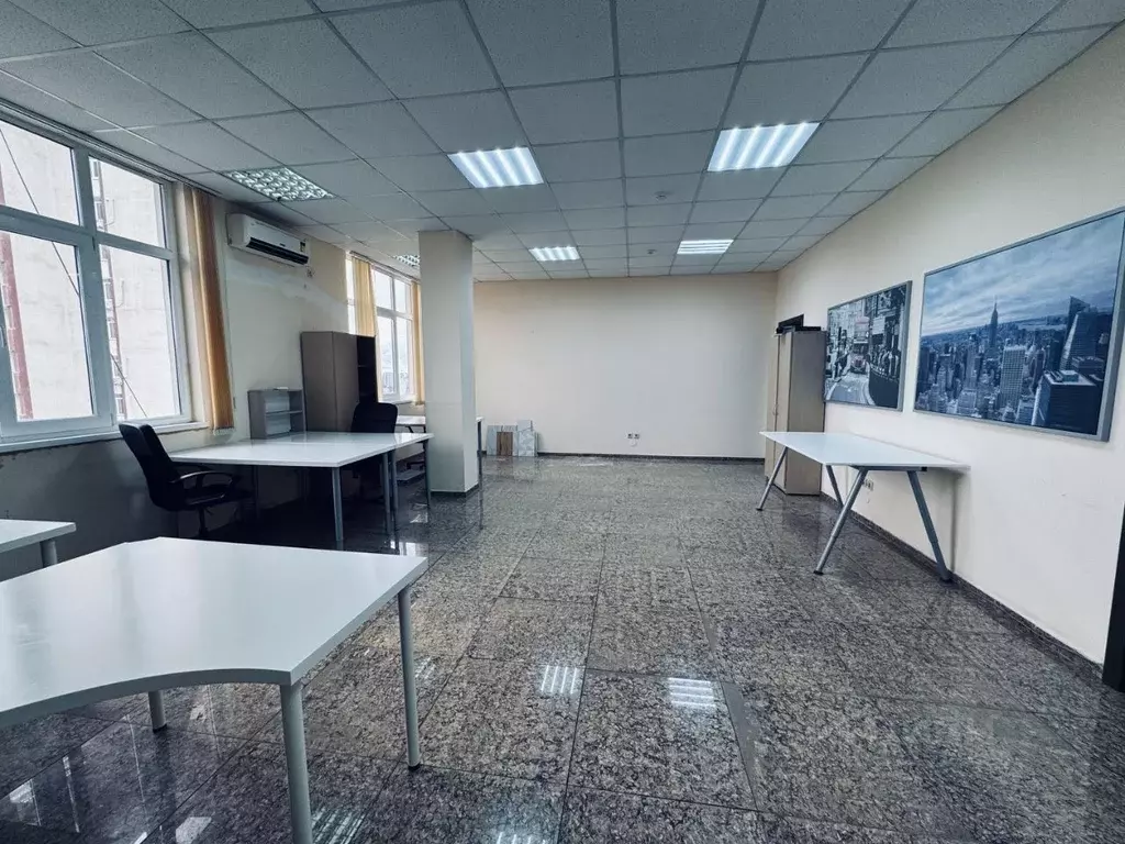 Офис в Краснодарский край, Сочи Виноградная ул., 26Б (40 м) - Фото 1