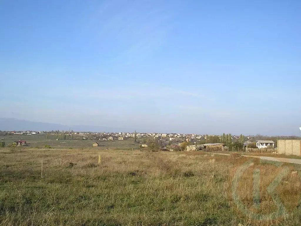 Участок в Крым, Симферопольский район, Чистенское с/пос, с. Фонтаны ... - Фото 2