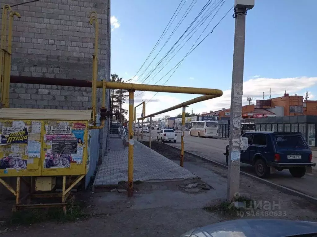 Торговая площадь в Самарская область, Кинель Октябрьская ул., 86А (80 ... - Фото 1