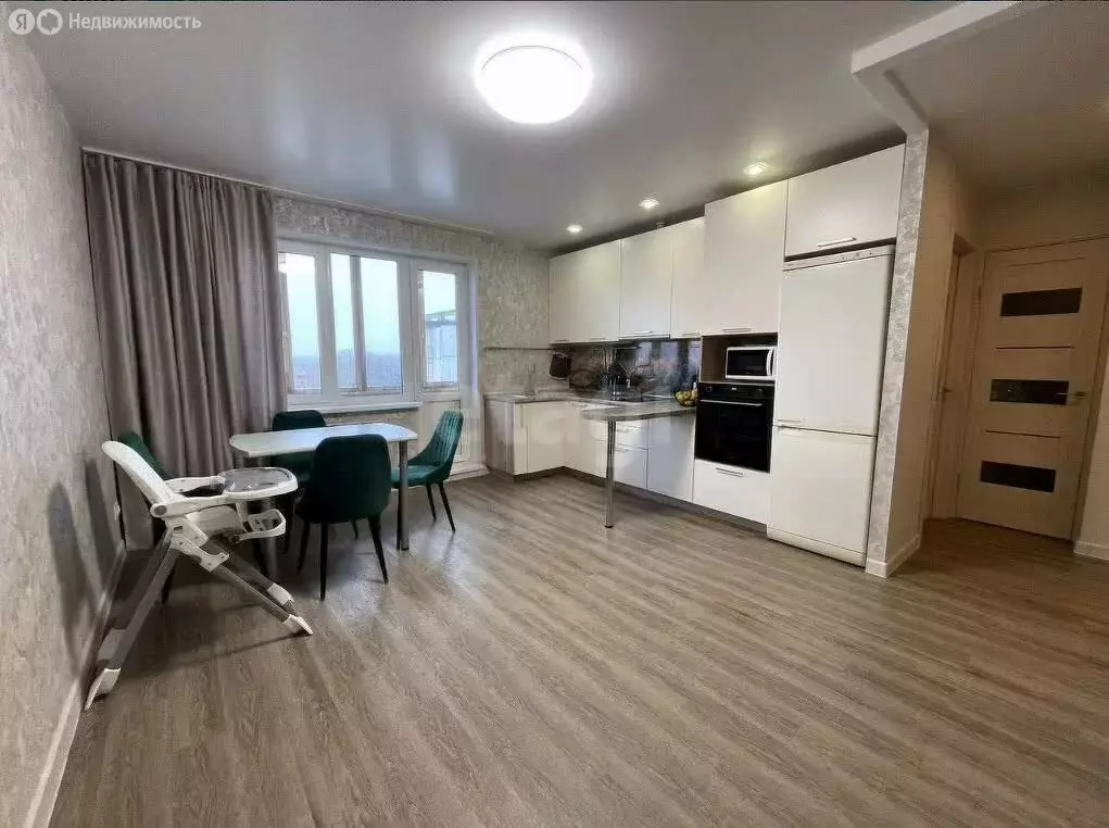 3-комнатная квартира: Томск, улица Яковлева, 12 (65 м) - Фото 1