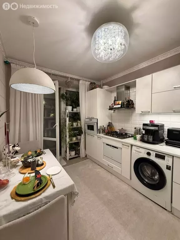 1-комнатная квартира: Казань, улица Азата Аббасова, 12 (35 м) - Фото 1