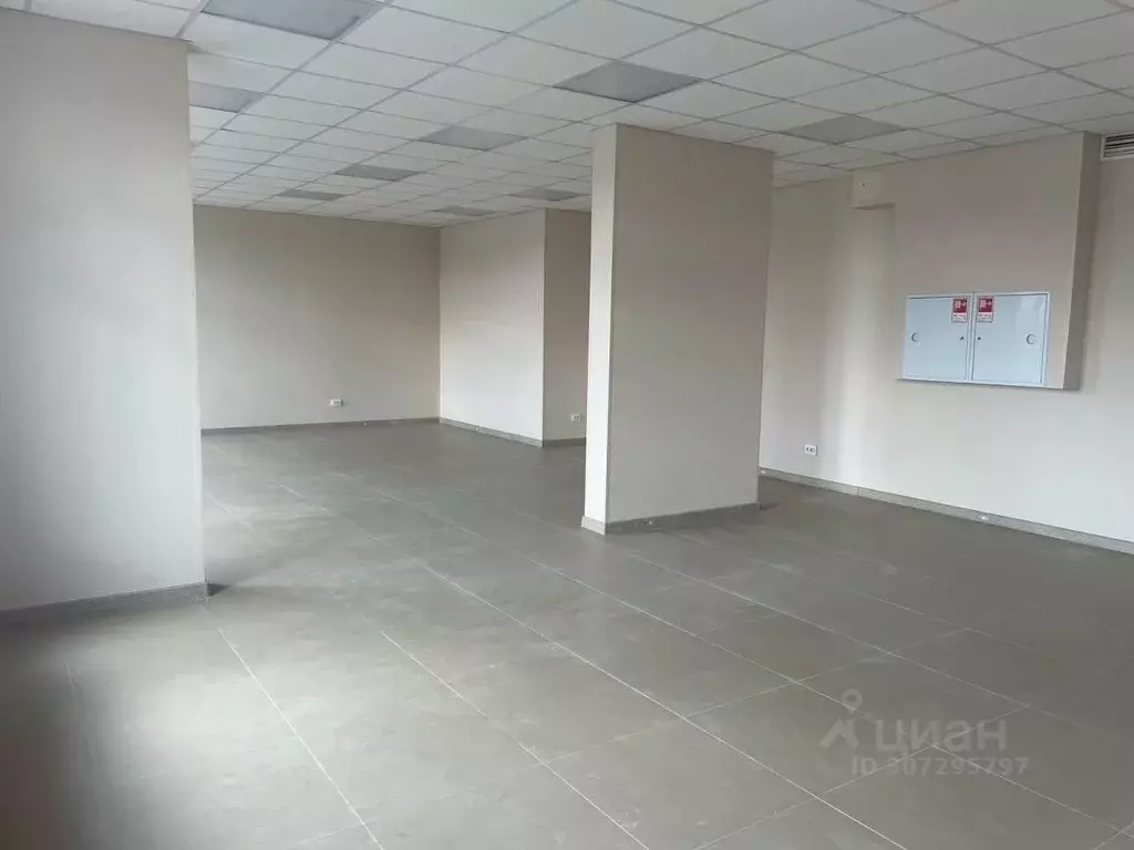 Помещение свободного назначения в Удмуртия, Ижевск Союзная ул., 163к2 ... - Фото 0