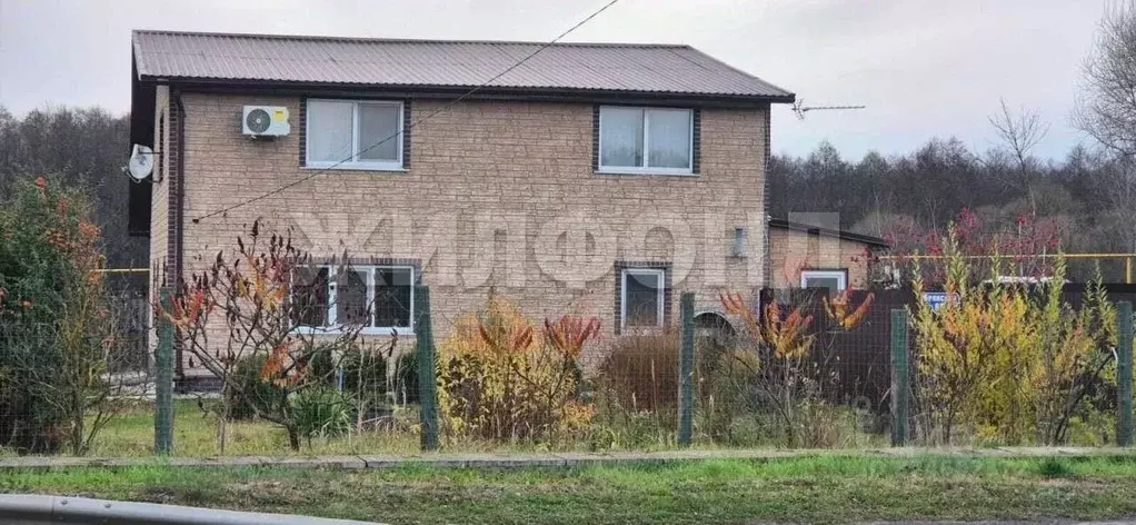Дом в Брянская область, Почепский район, Краснорогское с/пос, пос. ... - Фото 1