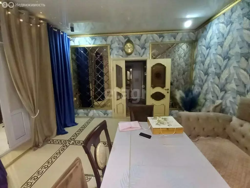 Дом в Республика Ингушетия, Назрань (250 м) - Фото 1