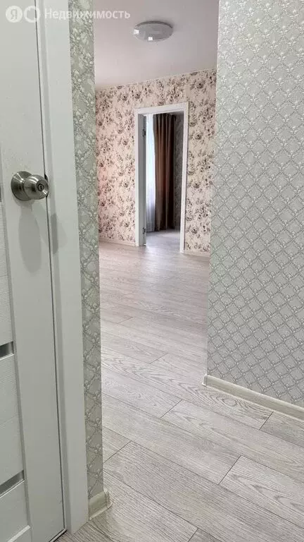 2-комнатная квартира: Чебоксары, улица Мичмана Павлова, 7 (43.8 м) - Фото 1