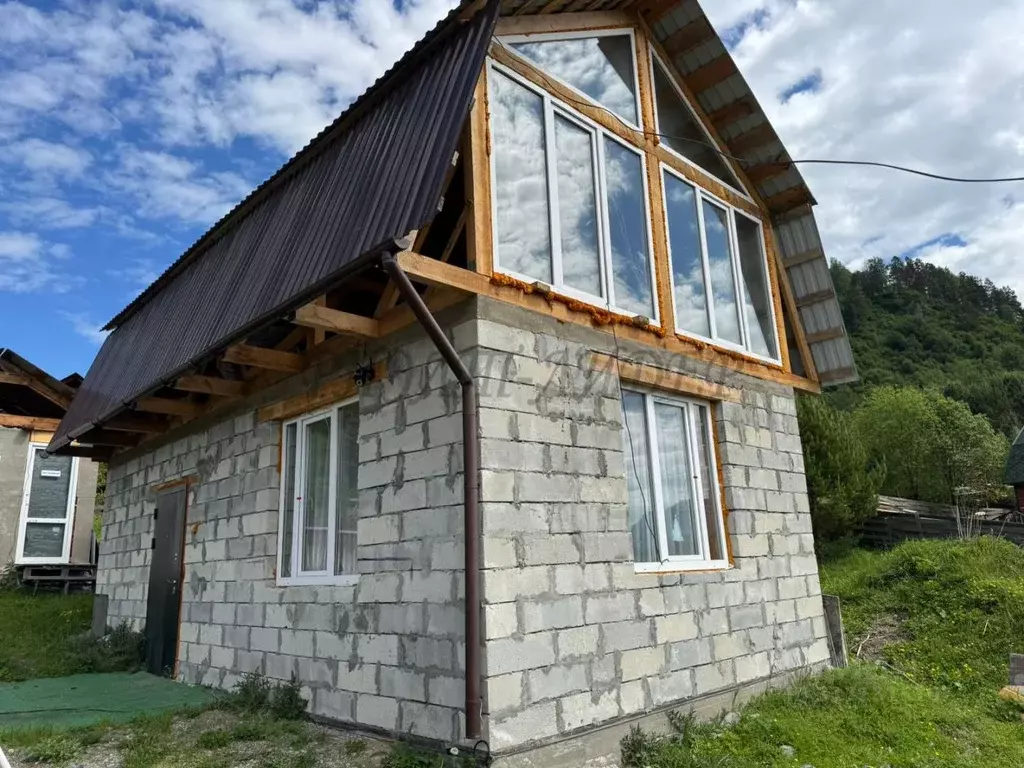Дом в Алтай, Турочакский район, с. Артыбаш Веселый пер. (64 м) - Фото 0