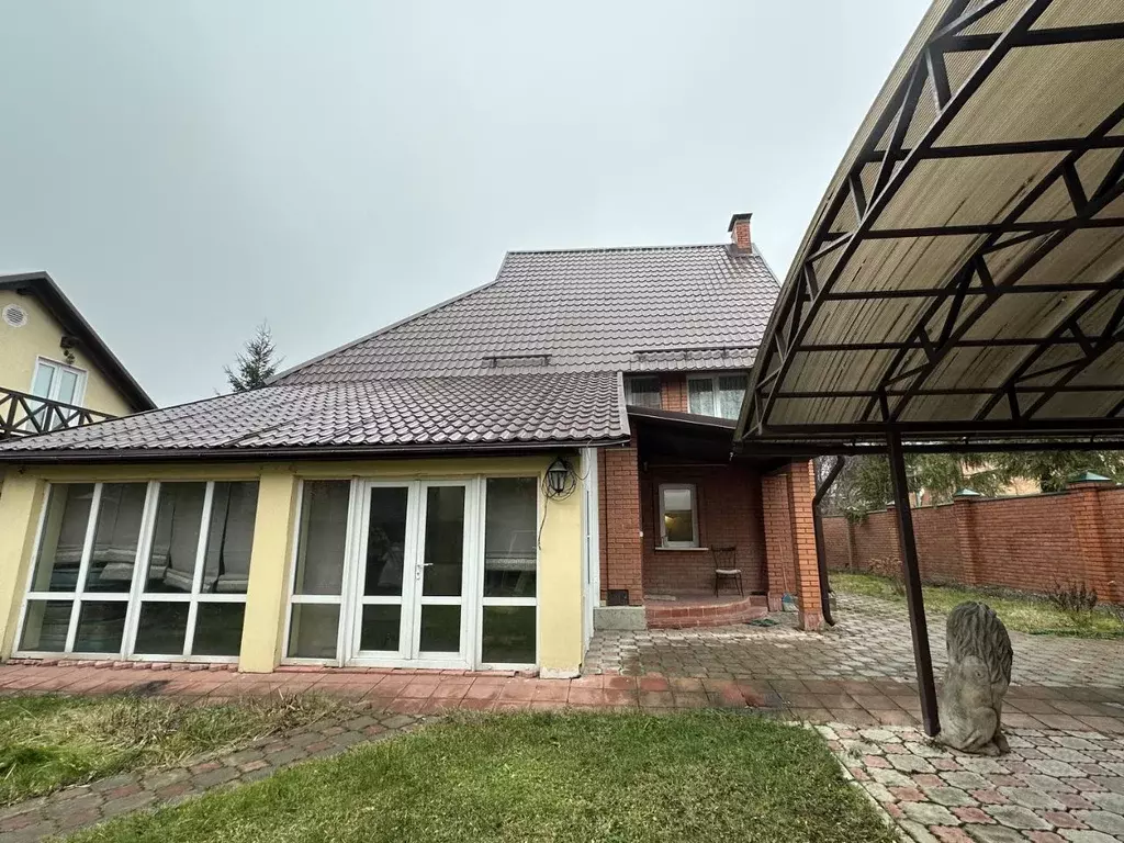 Коттедж в Московская область, Одинцовский городской округ, с. ... - Фото 1