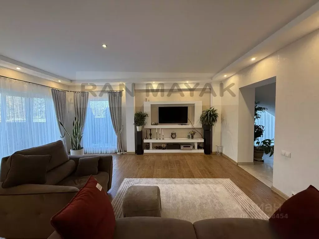 Дом в Адыгея, Майкоп ул. Крылова, 51 (226 м) - Фото 2