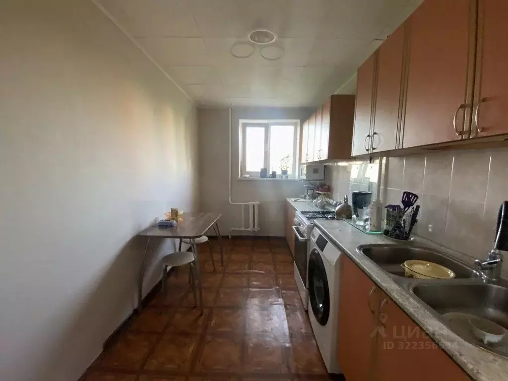 3-к кв. Свердловская область, Екатеринбург ул. Волгоградская, 39 (57.7 ... - Фото 1