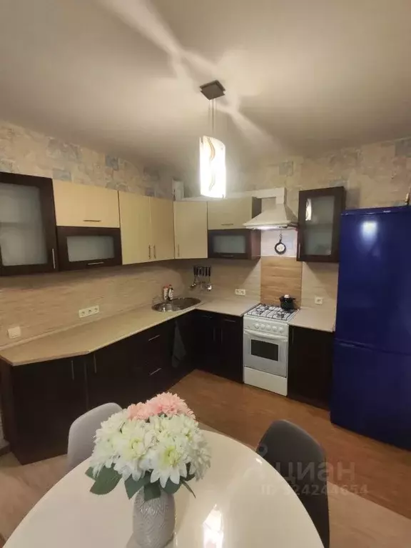 2-к кв. Орловская область, Мценск ул. Машиностроителей, 15/1 (55.8 м) - Фото 1