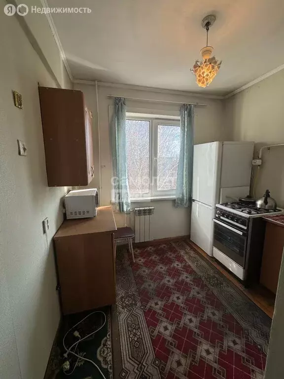 2-комнатная квартира: Бийск, улица Виктора Петрова, 6 (48 м) - Фото 1