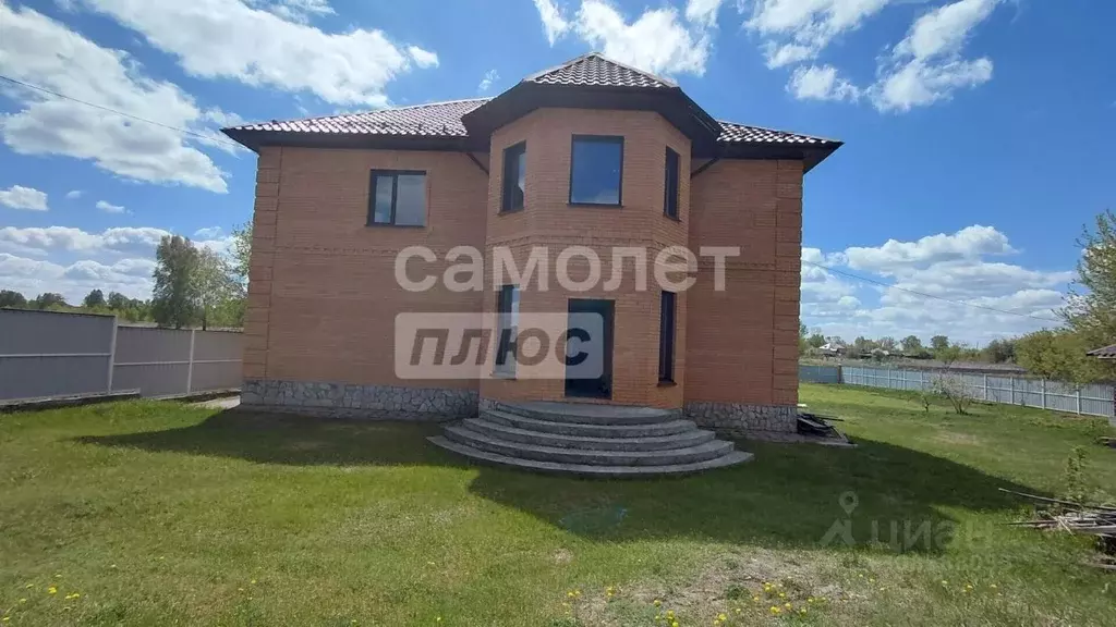 Коттедж в Алтайский край, Бийск городской округ, с. Фоминское ул. ... - Фото 1